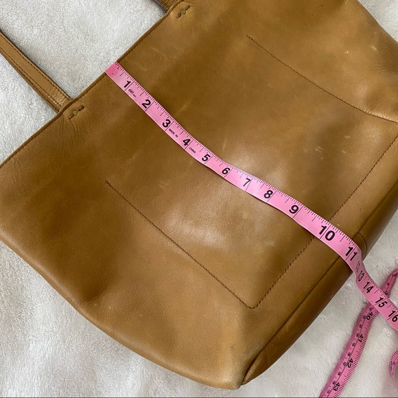 Madewell The Abroad Tote Bag - Picture 8 of 16